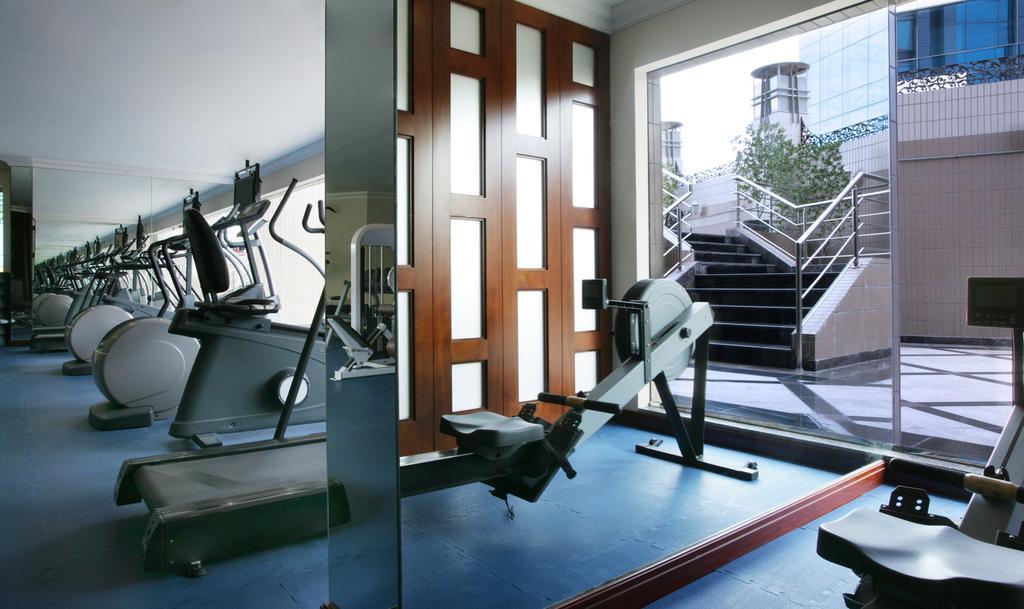 Al Sondos Suites By Le Meridien ドバイ エクステリア 写真